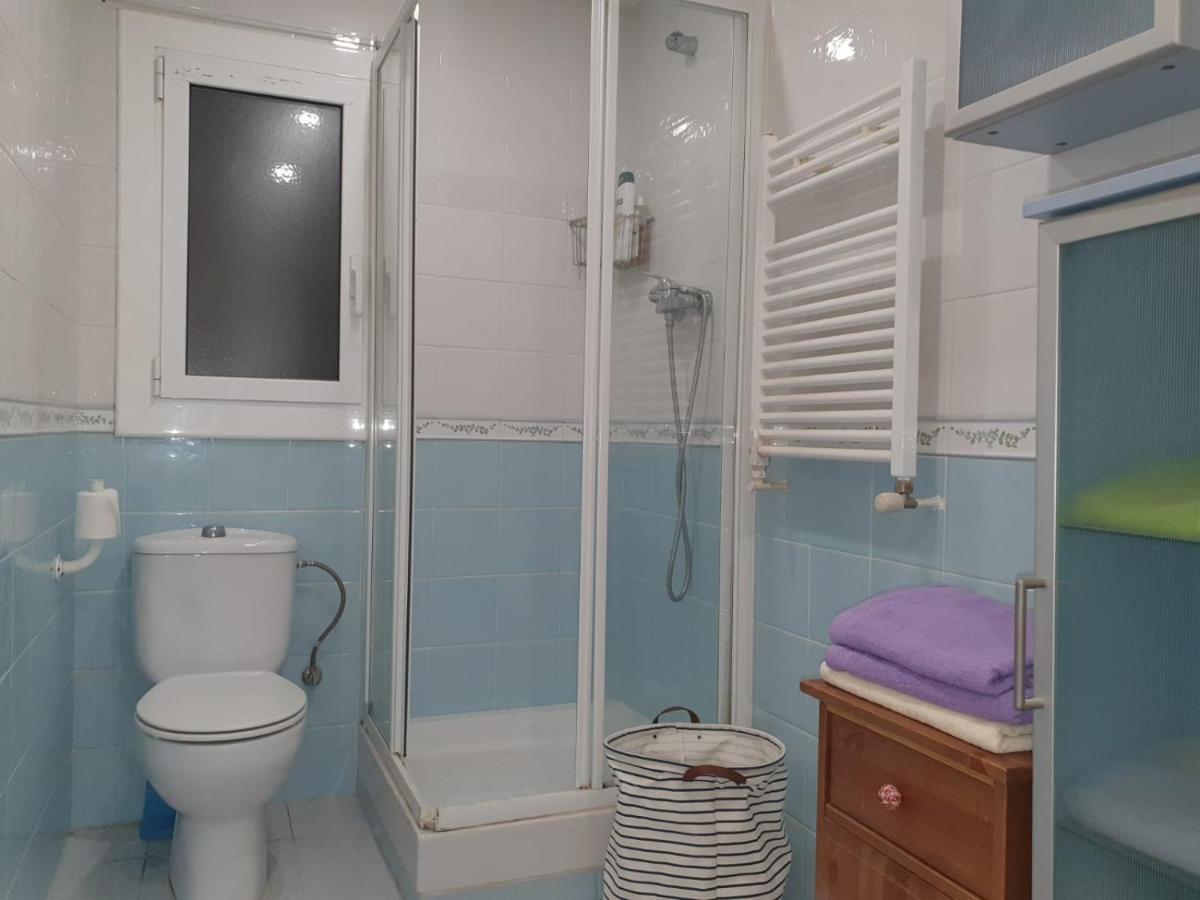 Habitacion Delante De La Playa Blanes Esterno foto